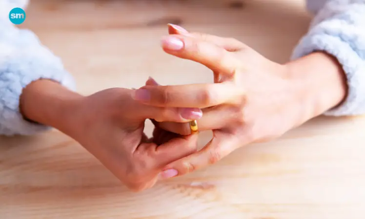 divorce ring finger
